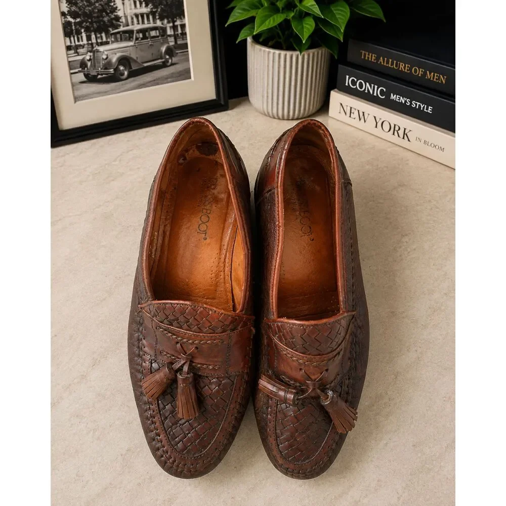Brass Boot Men's 9.5 Leather Tassel Loafers Brown Made in Spain Moc Toe